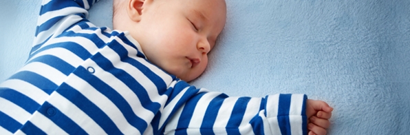 Pediatria - Bebê gemendo durante o sono: Entenda o porquê e como agir