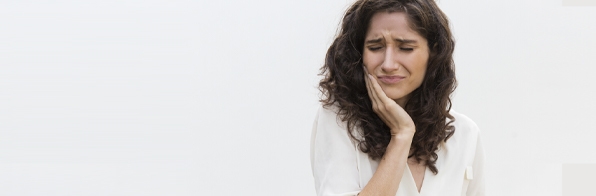 Odontologia - Dentes sensíveis: Causas, sintomas, o que fazer e tratamento