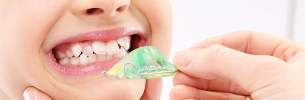 Odontologia - Dentes tortos: O que fazer? Fatos e lendas sobre doenças
