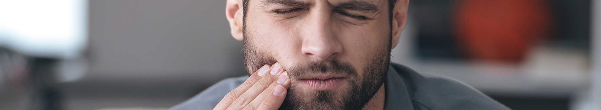 O que é bruxismo no dente, causas, sintomas e tratamento